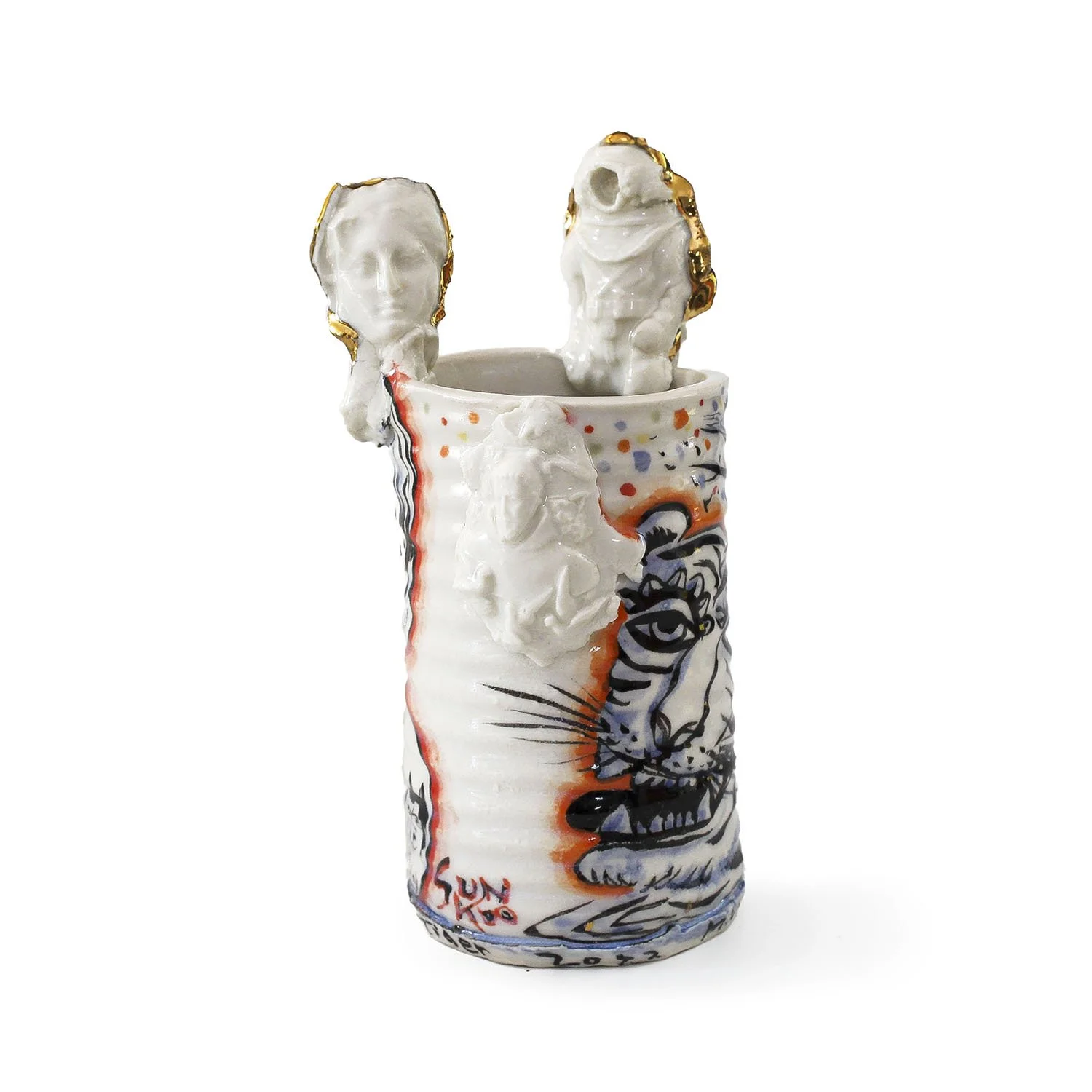NP5735_Yuh_Tiger Vase_CM_ Nevica_2025_02_web.jpg