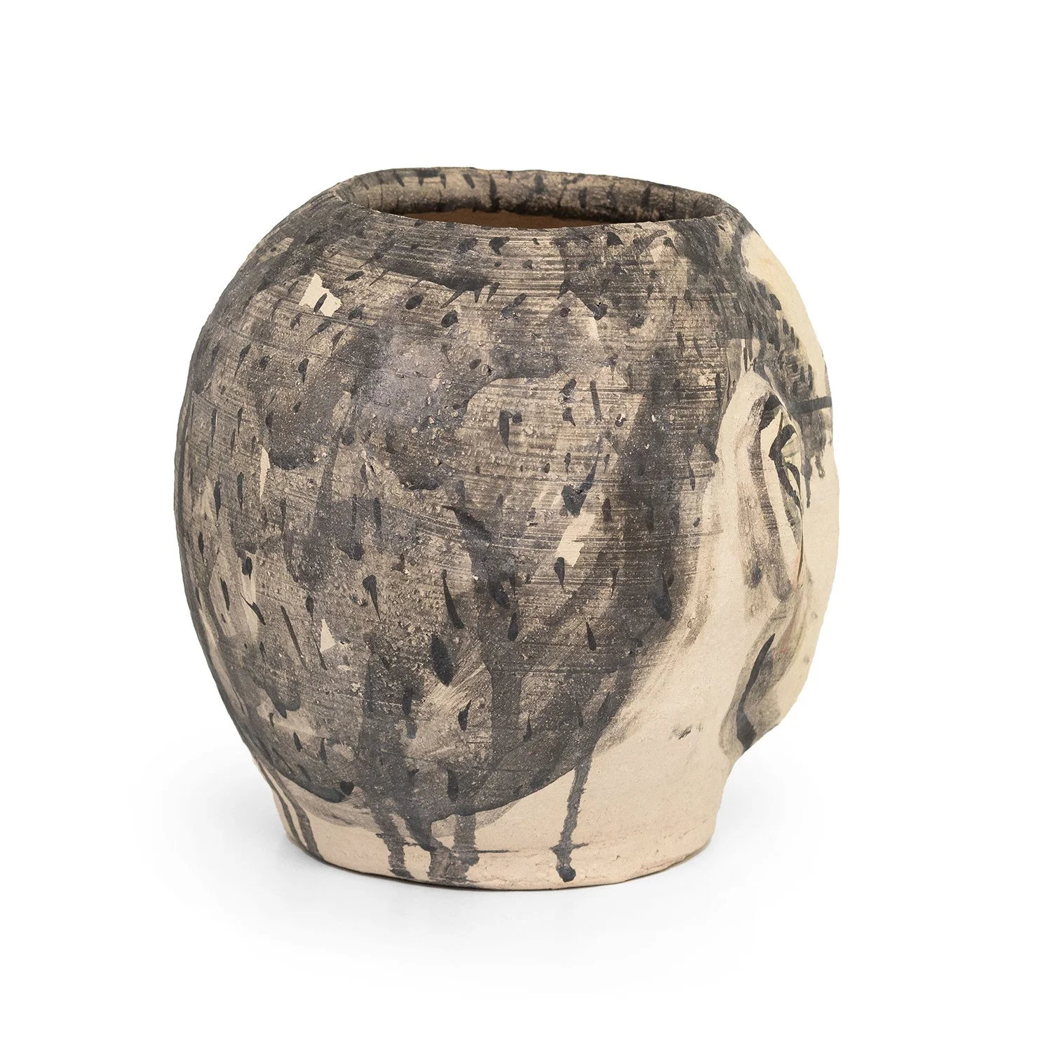 NP5152_Takamori_Self Portrait Vase_JL_Nevica_07_web.jpg