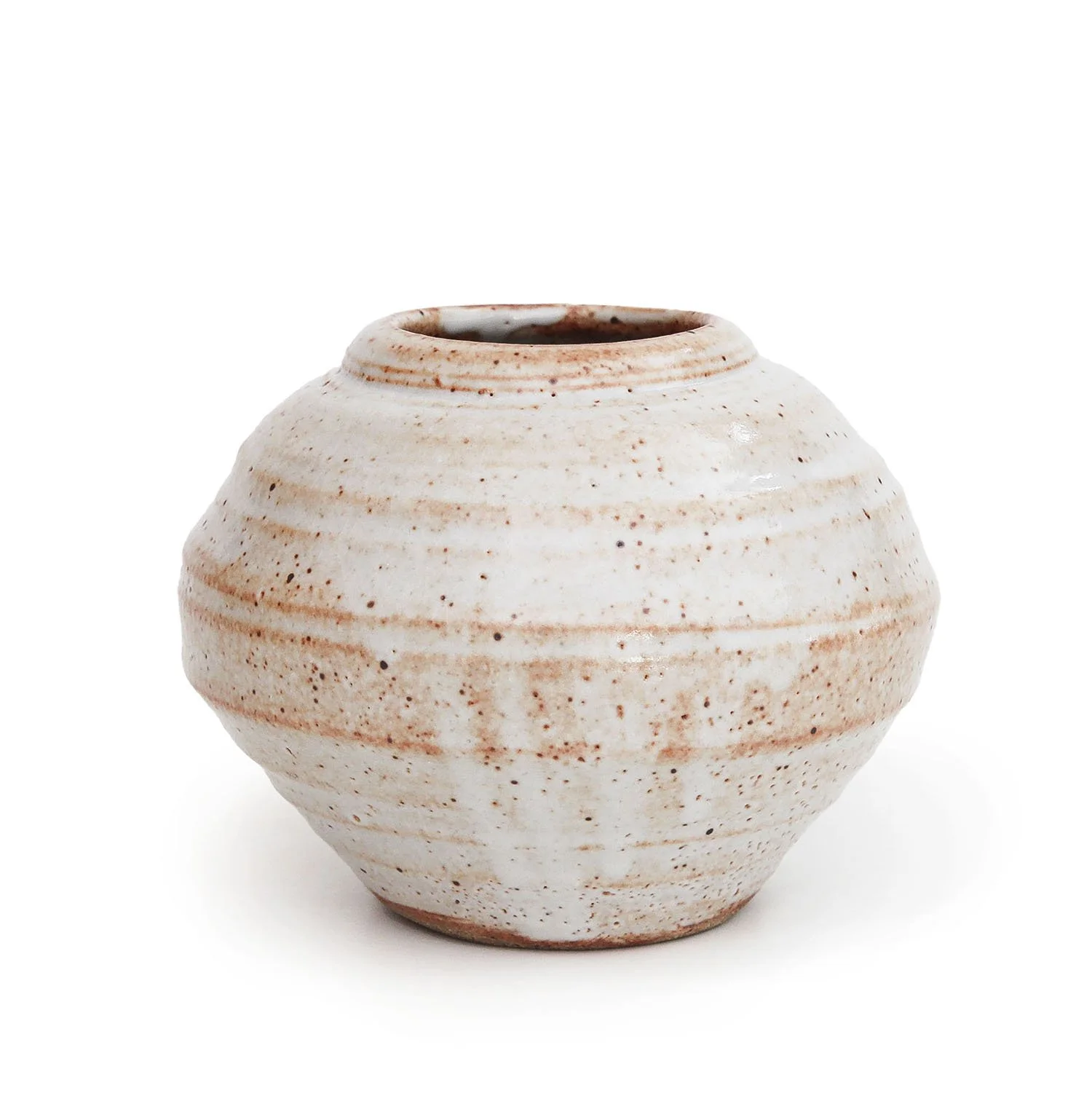 NP6040_MacKenzie_Shino Vase_JL_Nevica_2026_02_web.jpg