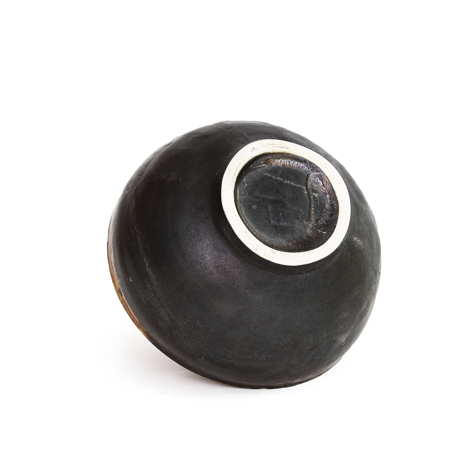 NP5742_Takaezu_RARE Alchemy Glod Glaze Teabowl I_BF_ Nevica_2025_06_web.jpg