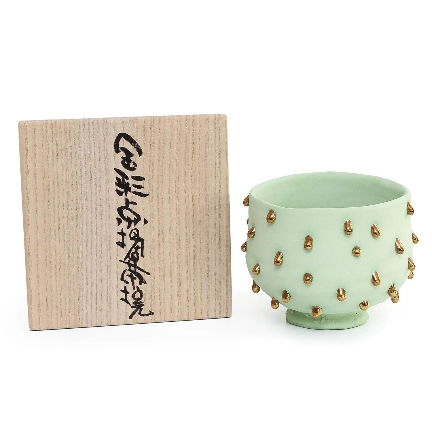 NP5656_Kuwata_Aqua Chawan with Gold Droplets_JL_Nevica_2025_05_web.jpg