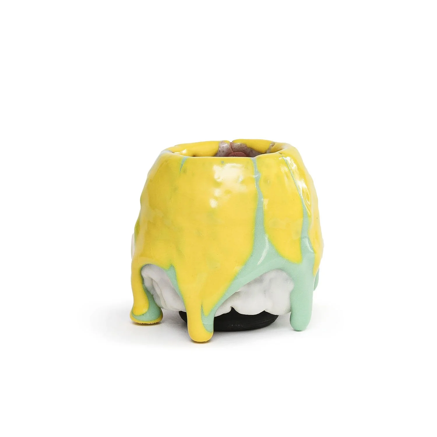 NP5846_Gallagher_Black Gunomi with Yellow Glaze_JL_ Nevica_2026_02_web.jpg