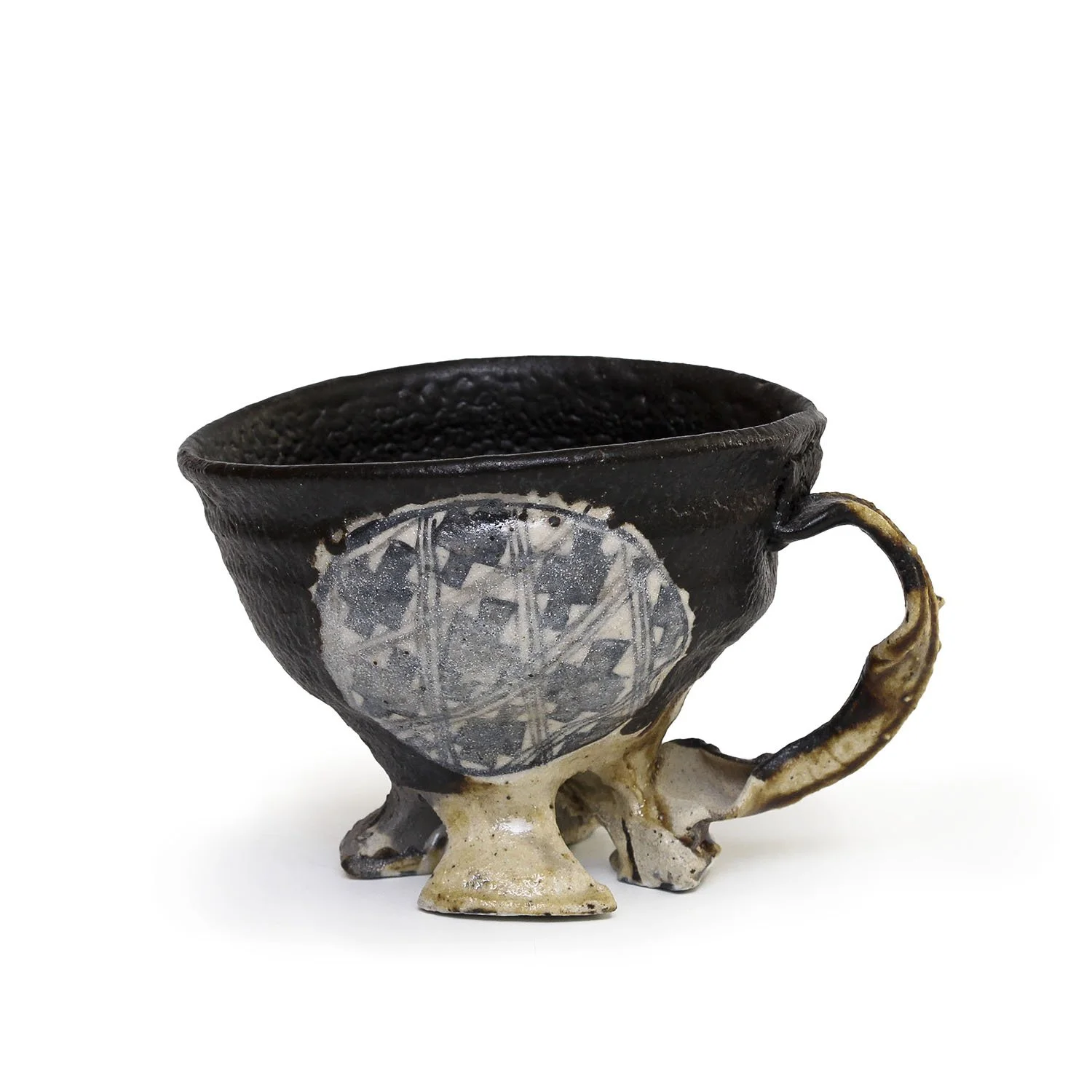NP5900_Scythe_Hikidashi-guro Footed Tea Cup_JLNevica_2026_01_web.jpg