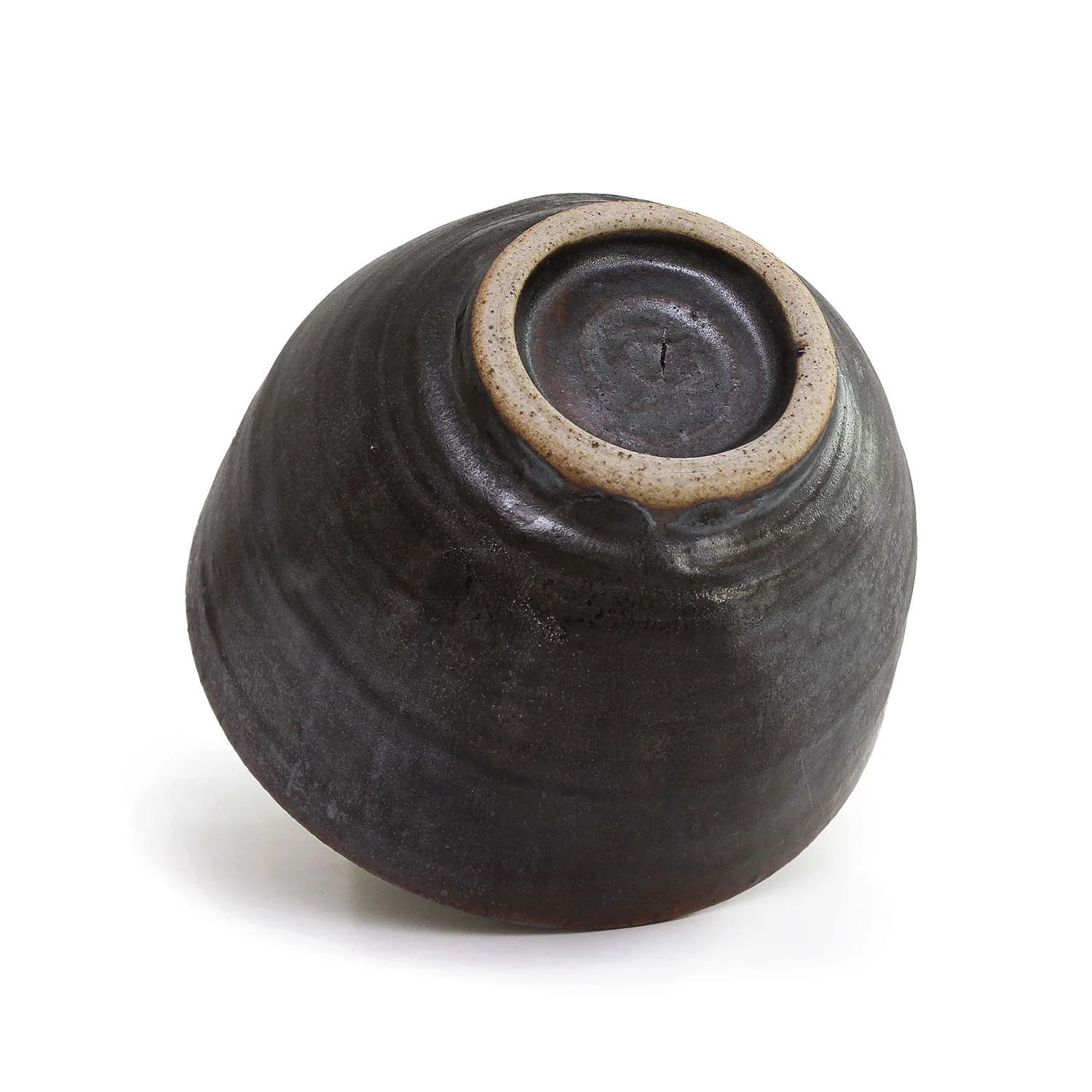 NP5130_Takaezu_Tall Brown Bowl_BF_ Nevica_2025_05_web.jpg
