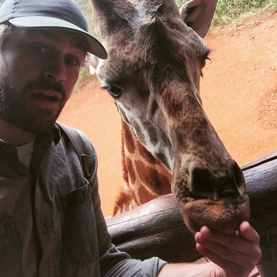  Day 1: Giraffelfie #1 #NNF 