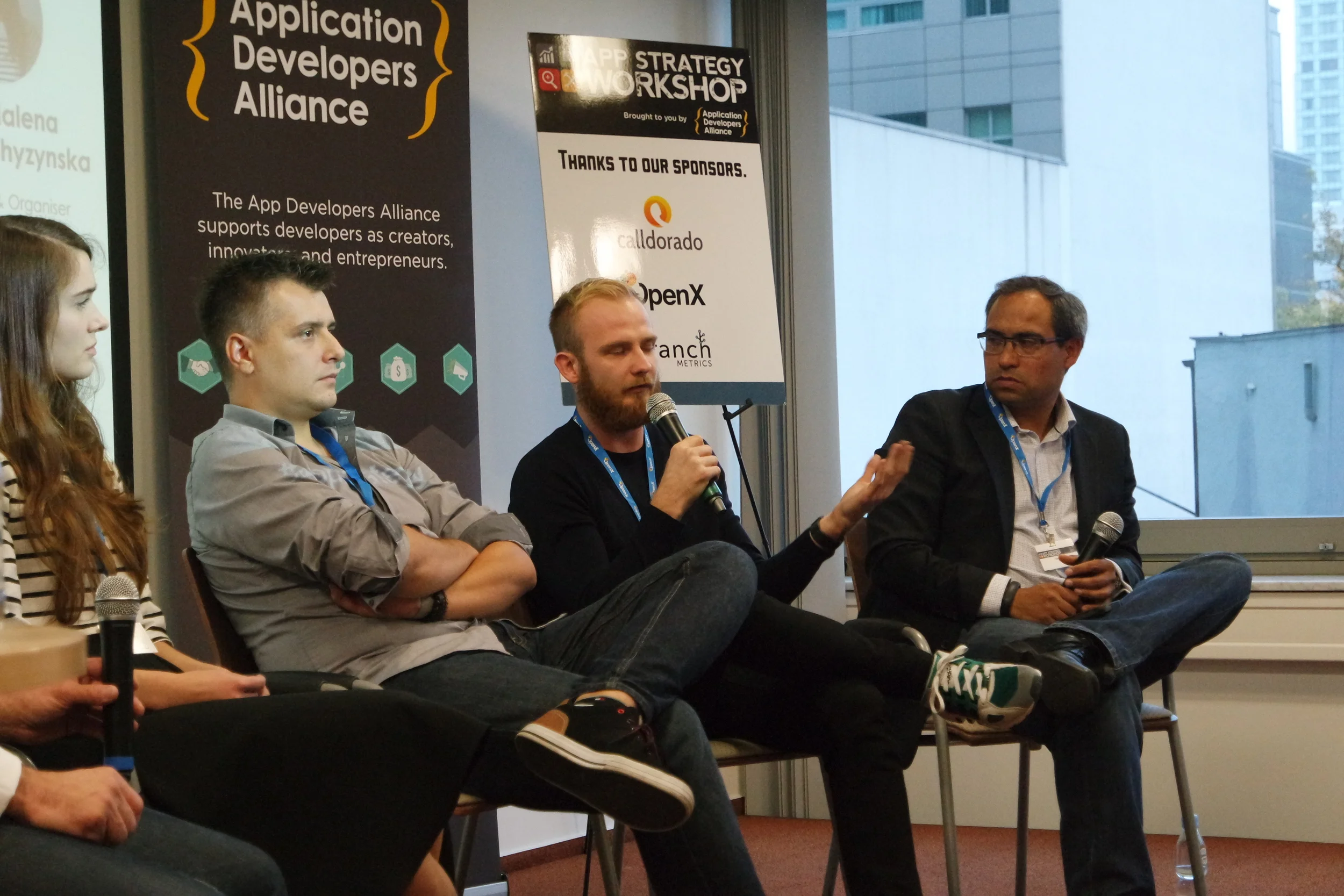 Magdalena Ostoja Chyzynska (Human Tech Art), Peter Tuszynski (Appvetica), Dawid Wozniak (Netguru), Ivan Hernandez (Digital Loop)