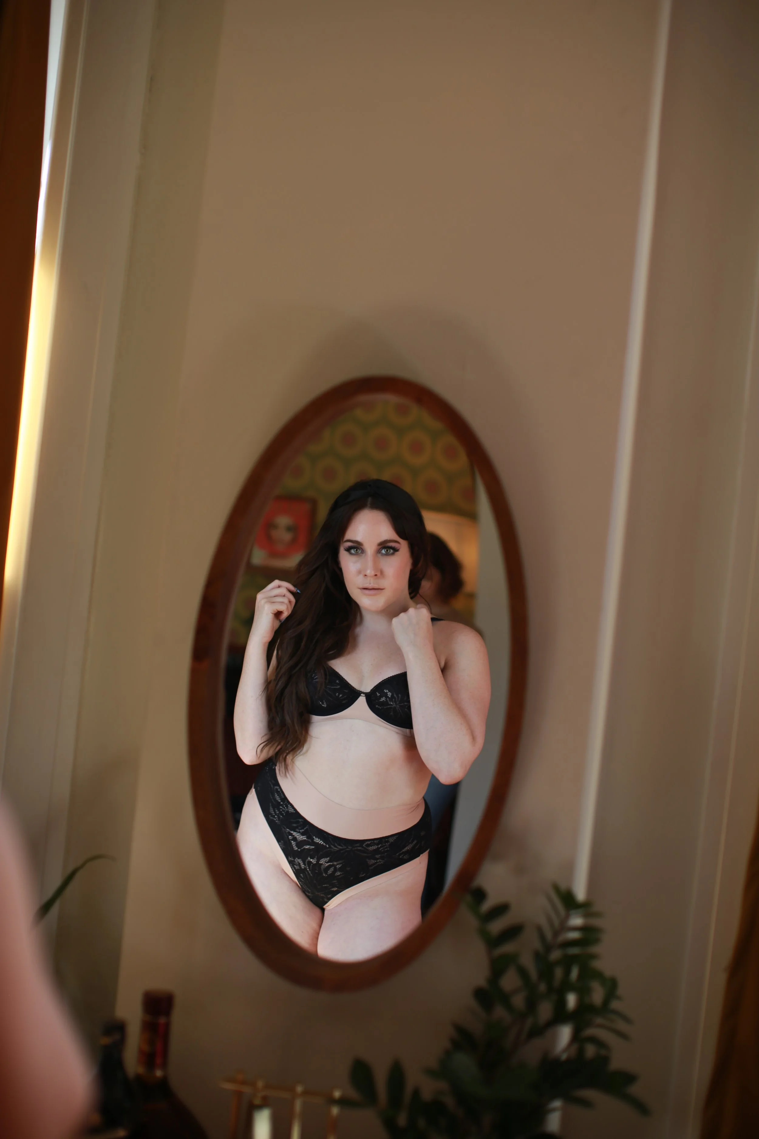 Laura Barrett Larkins shot by Anna Demarco for Tell Tale Lingerie