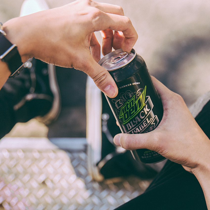1083_Dew_Black_Label_Photo_1_2.png