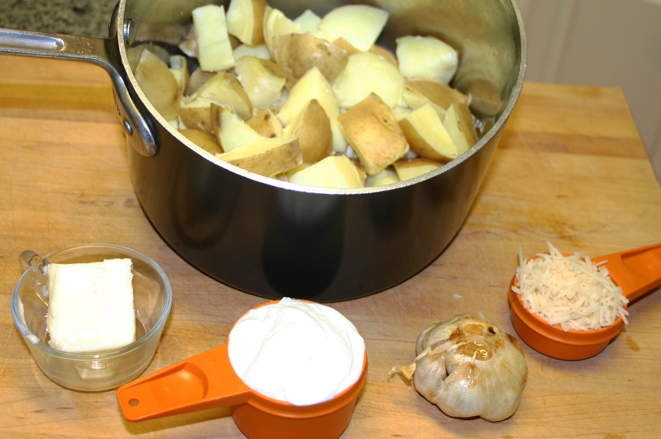 Roasted Garlic Mashed Potatoes