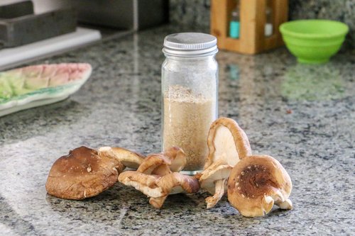 How to Grind Mushrooms: Expert Tips & Techniques