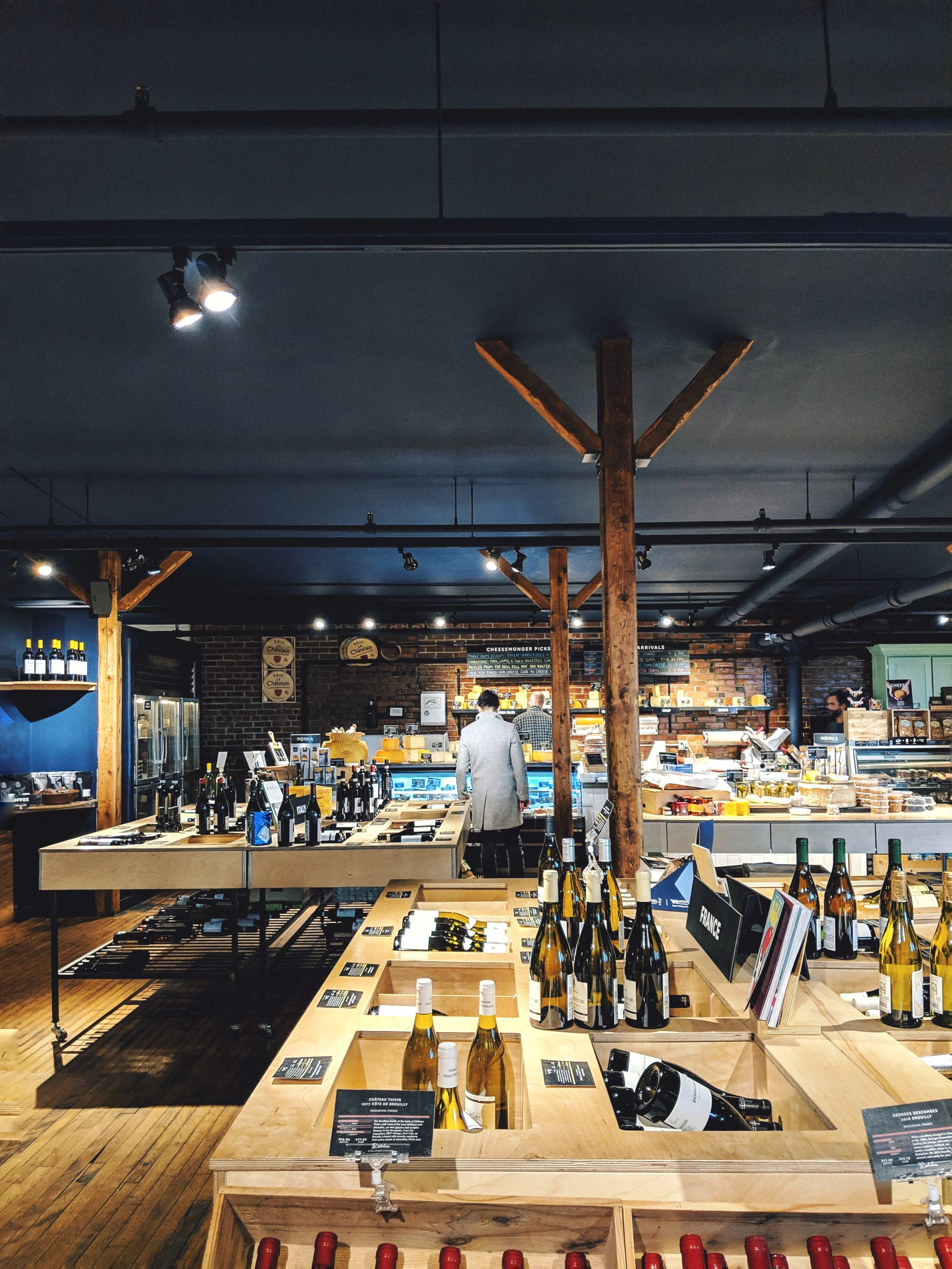 Dedalus Wine Shop.jpeg