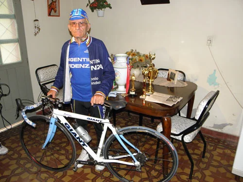 Adiós al caballero de la ruta