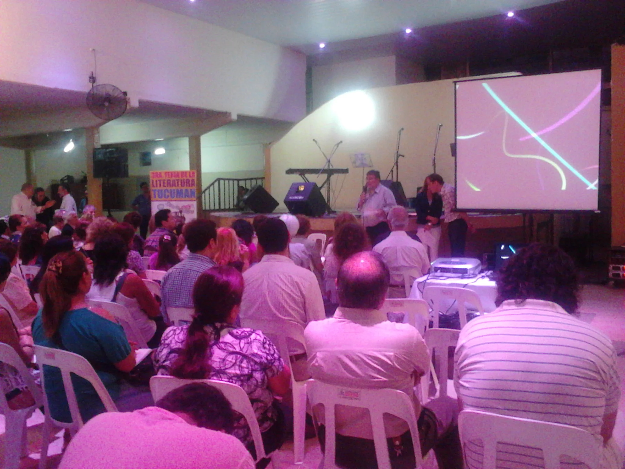 Todo un mes de literatura tucumana