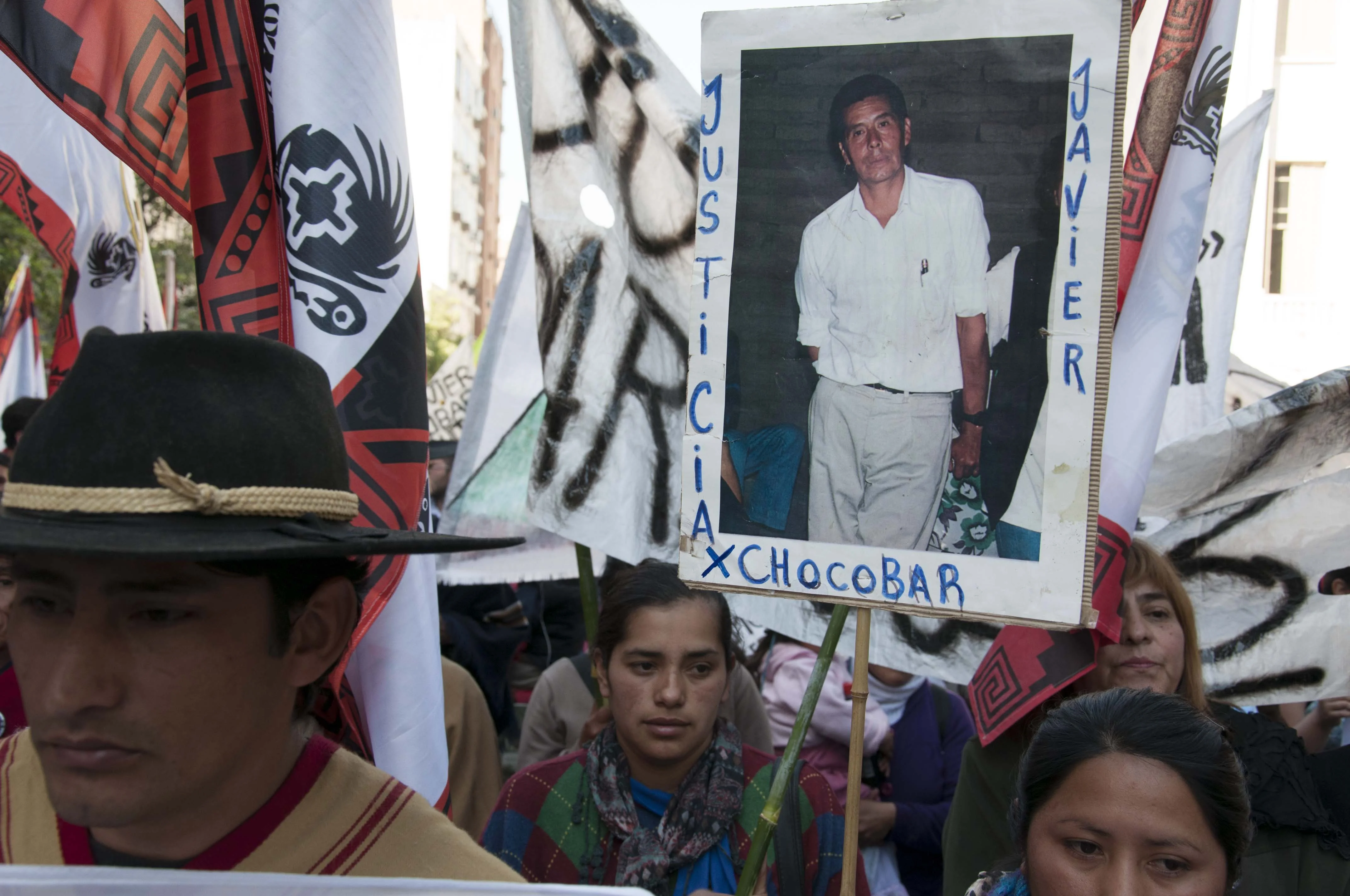 Una muerte que es bandera