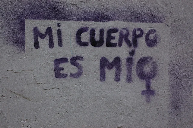 Criminalizar un derecho