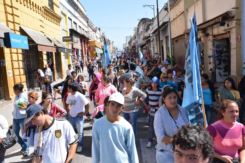 Medidas de fuerza y paritarias sociales