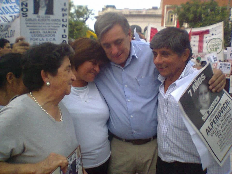 Vulnerar los derechos de Paulina