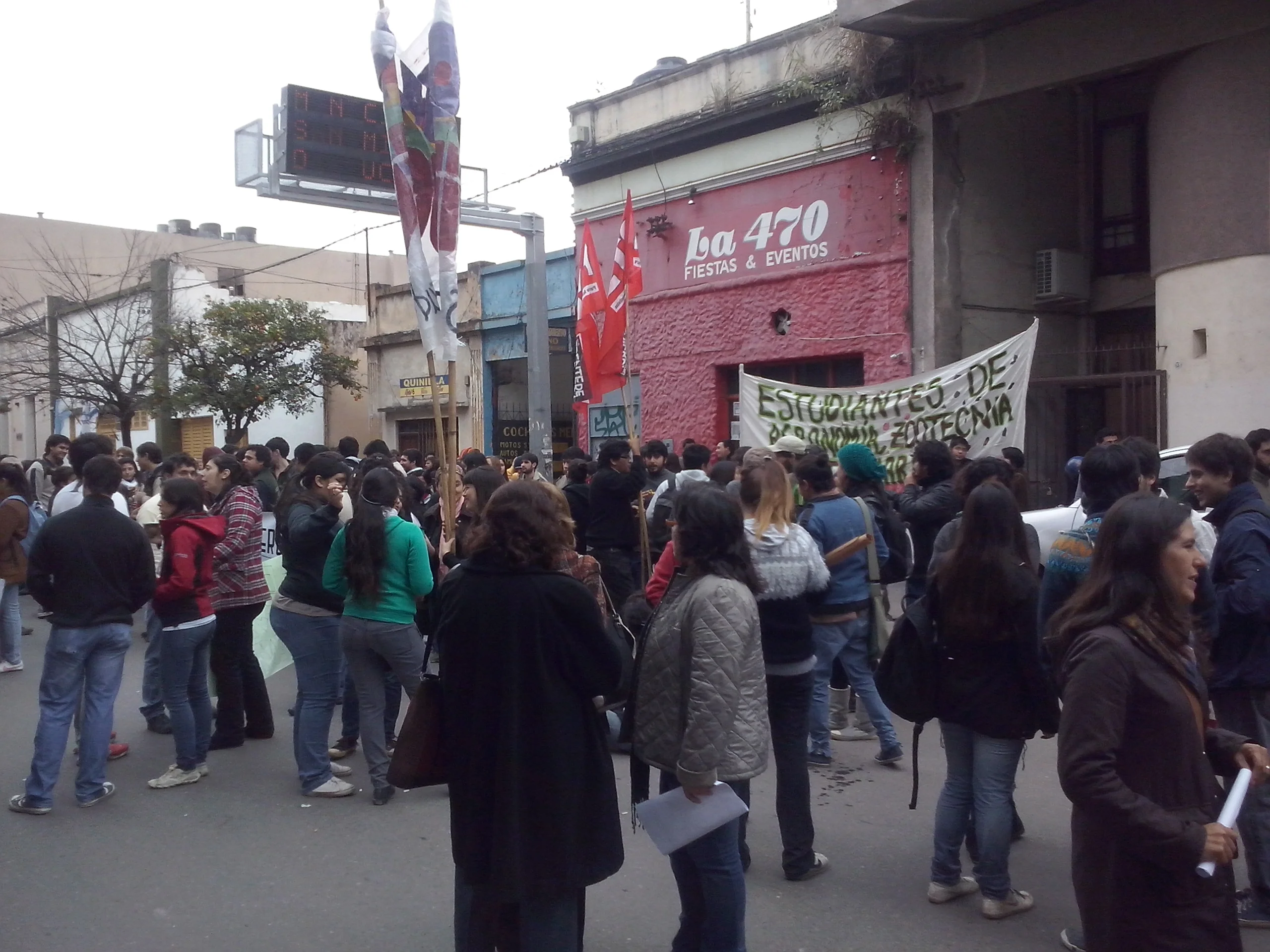 100 años de precariedad salarial 