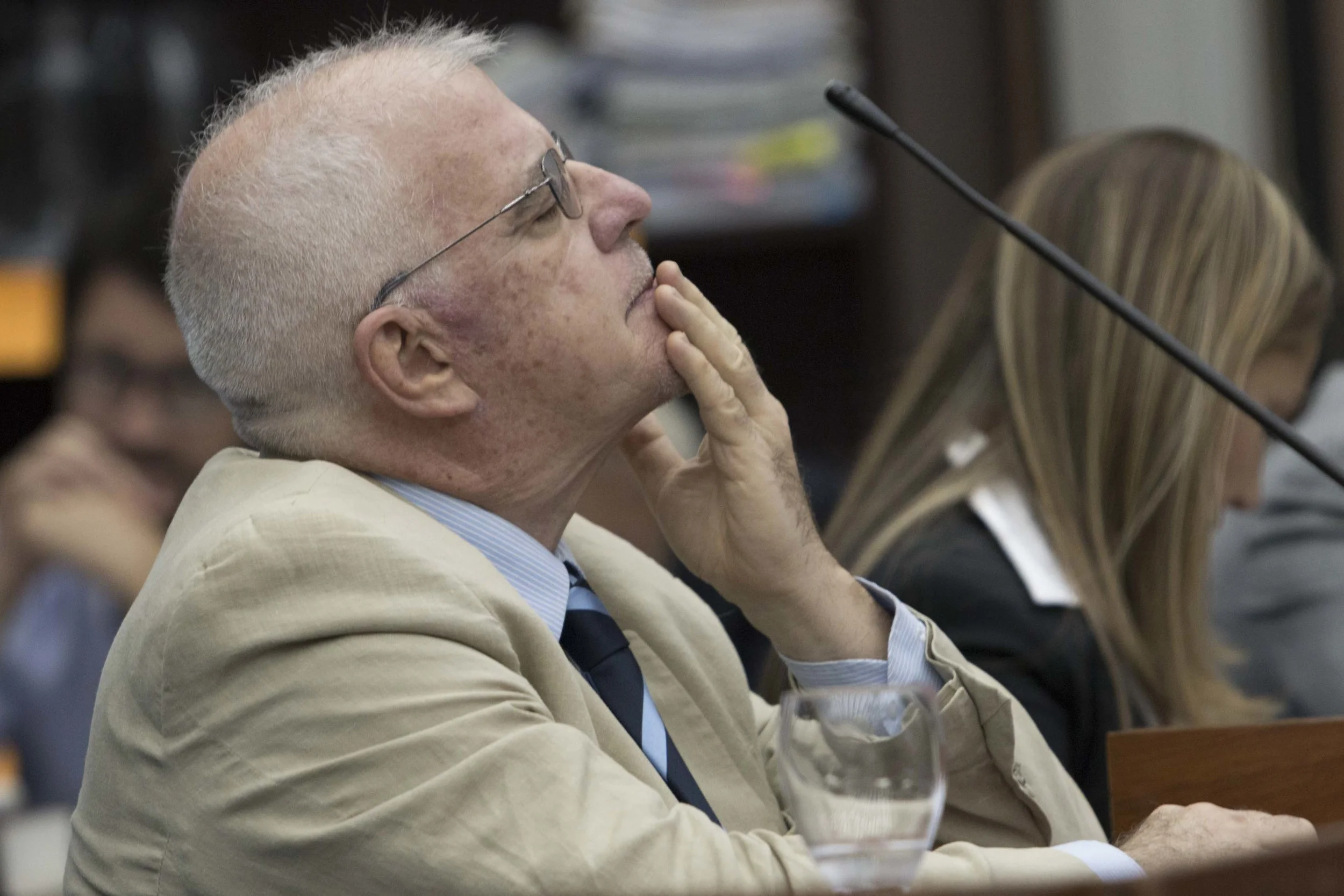 Manlio Martínez, entre el ser y el parecer