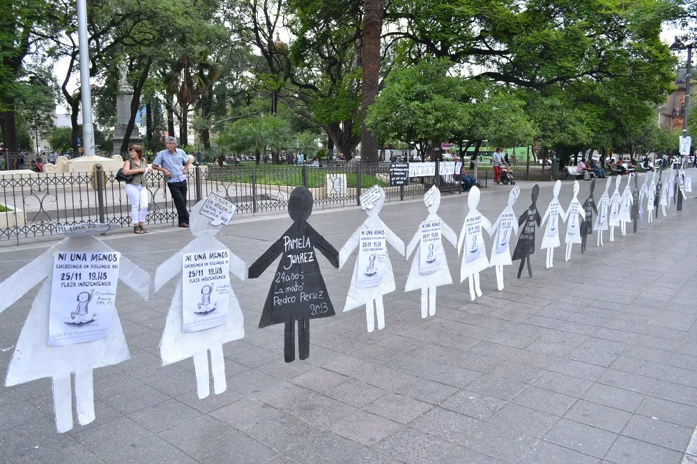 NiUnaMenos_02.jpg