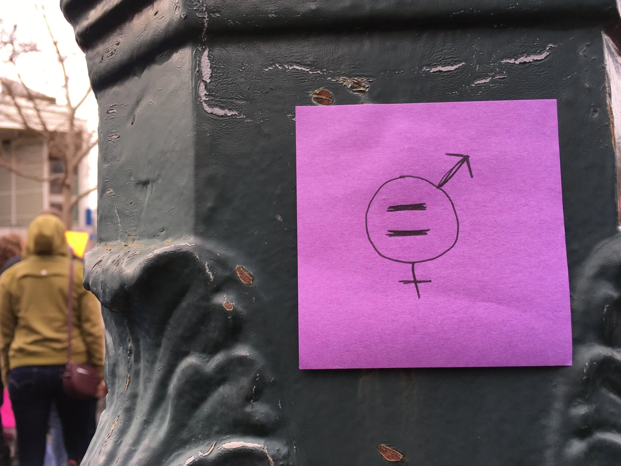 Mujeres y más contra Trump