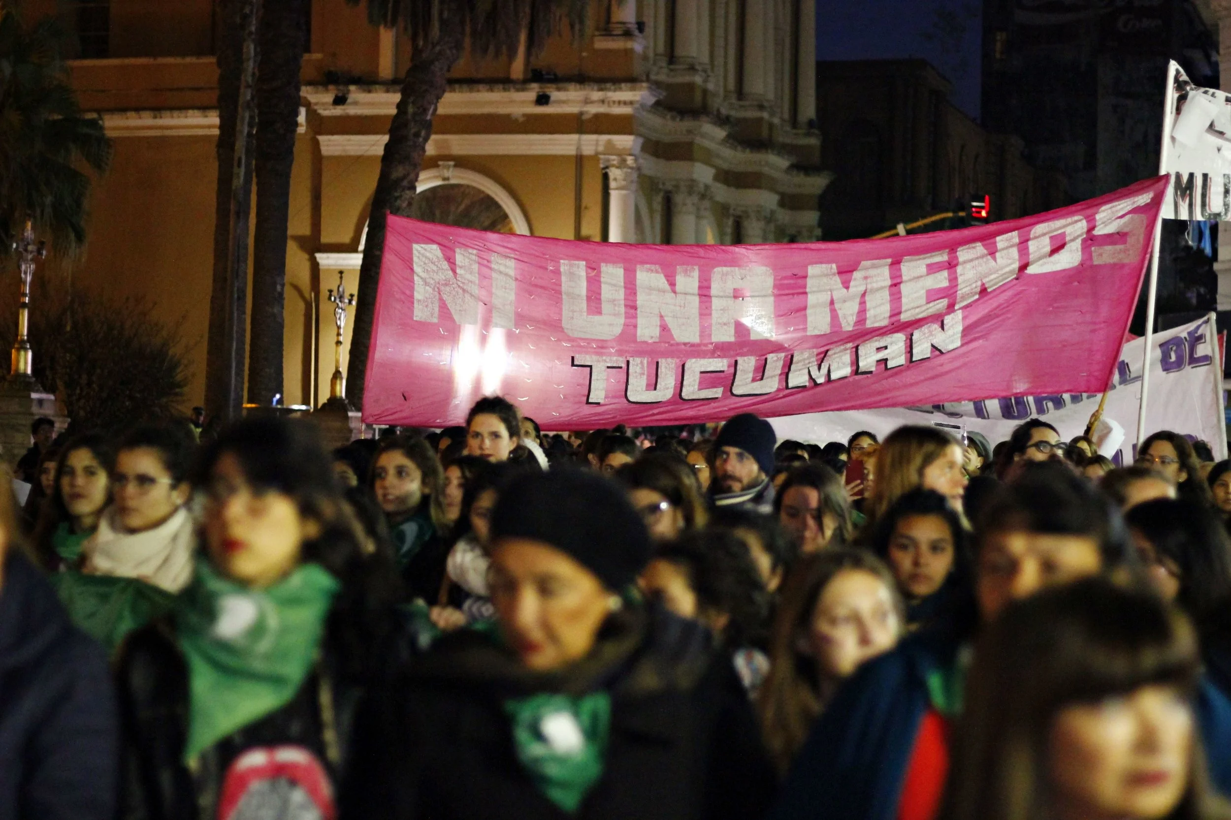 La lucha feminista pisa fuerte en las calles tucumanas