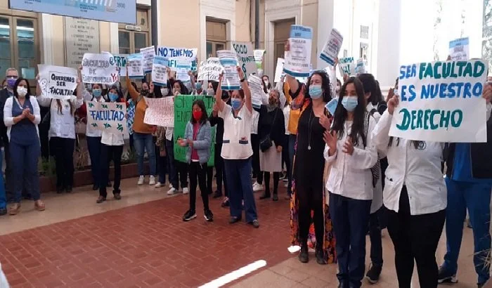 Escuela de enfermería tomada: las autoridades agredieron a los estudiantes 