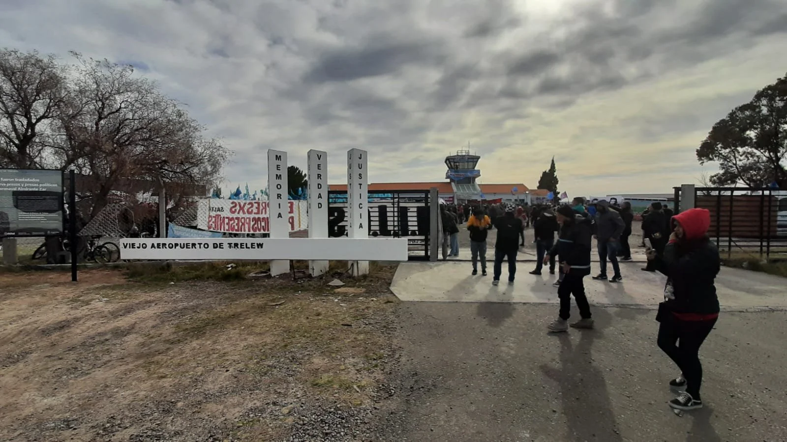 50 años de la masacre de Trelew: volver cantando y con el puño en alto