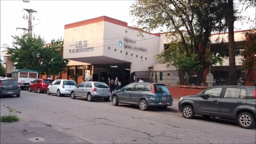 La falta de agua afecta la cursada en el Instituto Marchetti y en la Escuela Raúl Colombres