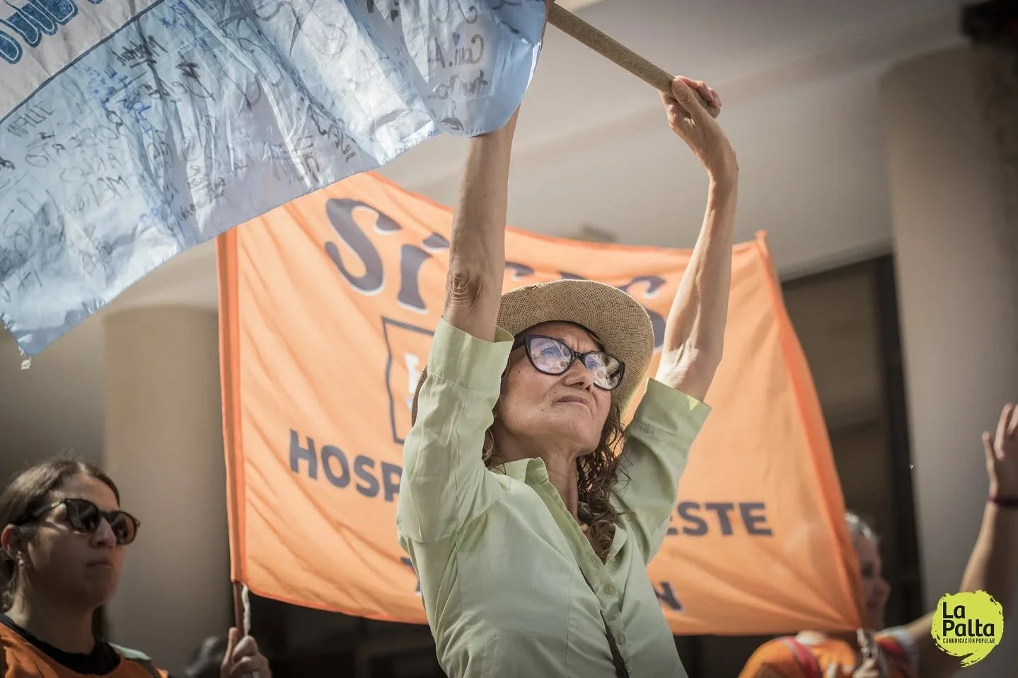 ✊🏽 Tucum&aacute;n se moviliz&oacute; contra la Reforma Laboral

⭕️ Durante la ma&ntilde;ana del mi&eacute;rcoles, organizaciones sindicales, sociales y pol&iacute;ticas marcharon desde Plaza Irigoyen hasta Plaza Independencia para rechazar la reform