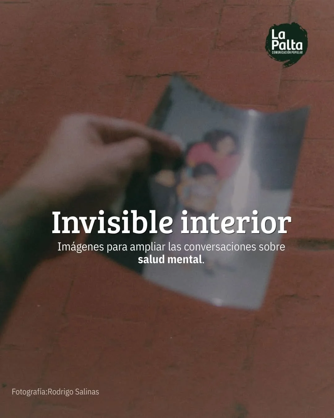 📸 Invisible Interior es una iniciativa de los fot&oacute;grafos tucumanos Atilio Orellana (@atilio.orellana) y Rodrigo Salinas (@_blackmambo_) que  explora formas de acercarse a la salud mental desde la fotograf&iacute;a. 

👥 Lejos de los estigmas 
