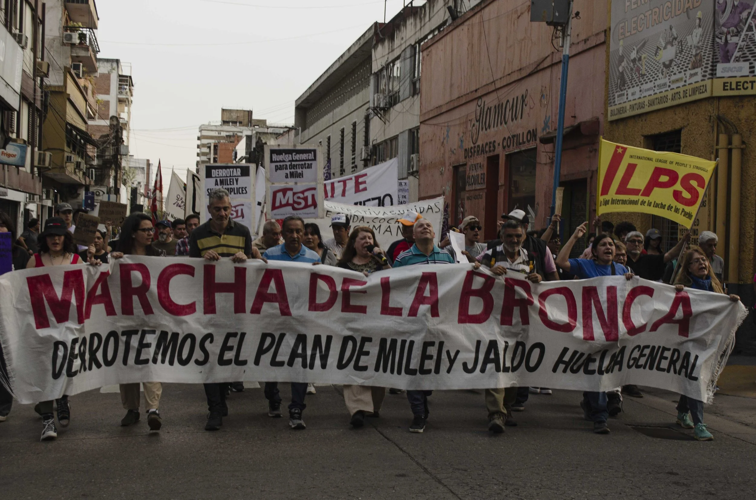 260910-MarchaDeLaBronca-Celeste-LaPalta-08.jpg