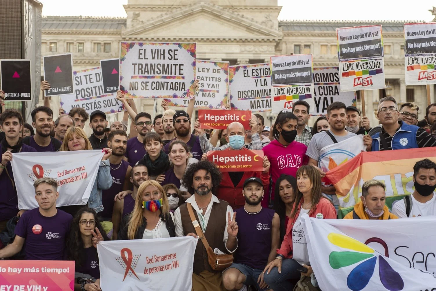 Escasez de recursos para la prevención y tratamiento del VIH en Tucumán