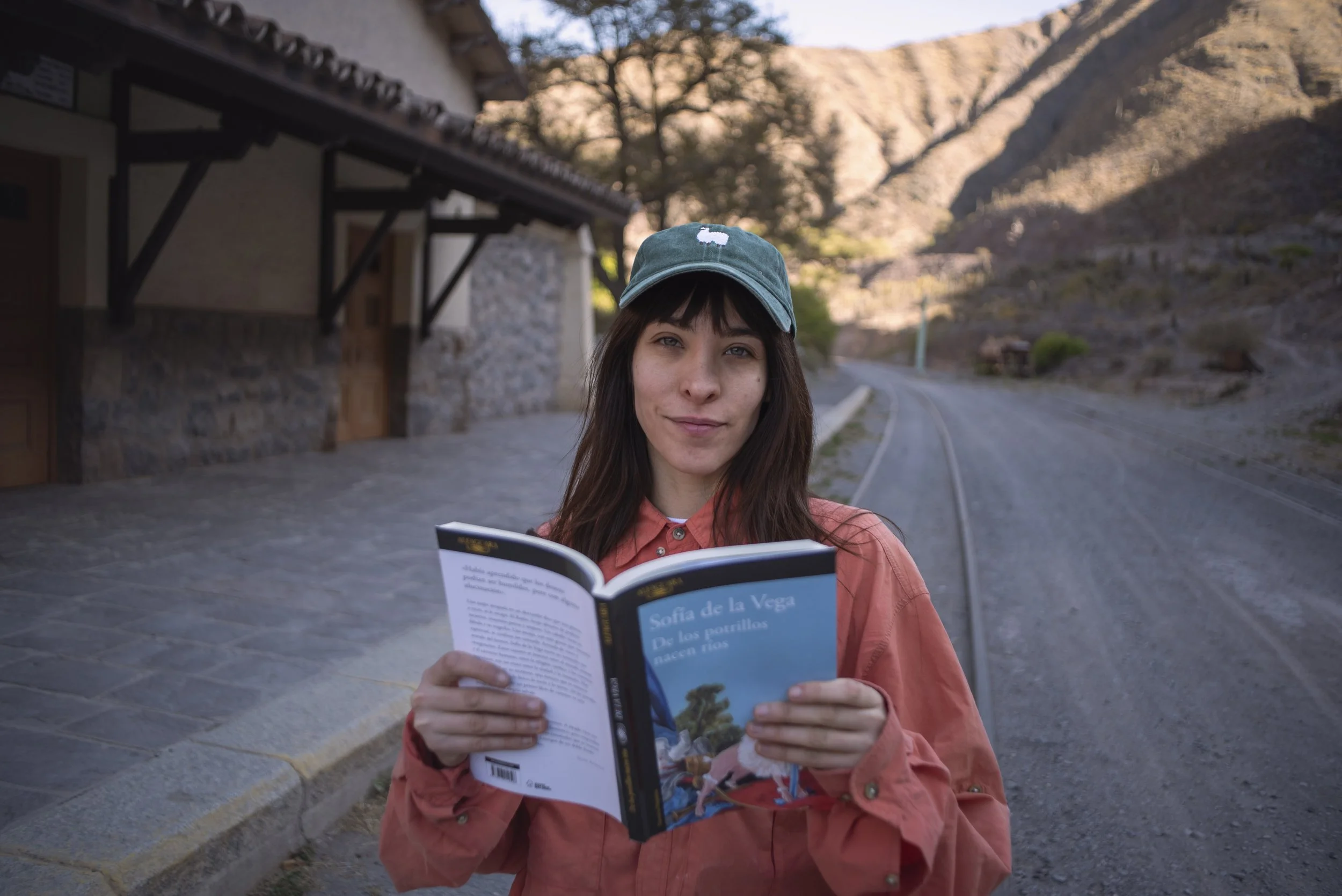 Mi mundo inventado para sobrevivir: entrevista a Sofía de la Vega