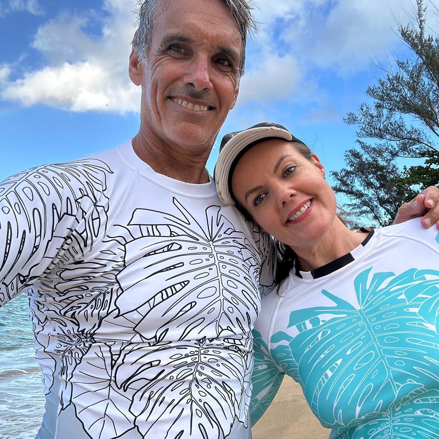 Get in the water! 50 spf rash guards inspired by the tropical roadsides #hanalei