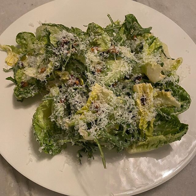 Something&rsquo;s brewing here @perl_restaurant possible dish?
Baby Gem Salad - IP&rsquo;s Famous Caesar Dressing - Toasted Pinenuts (can&rsquo;t forget the pinenuts) - and offcourse ParmigianoReggiano 
#babygem #salad #cooking #ingredients #babyarug