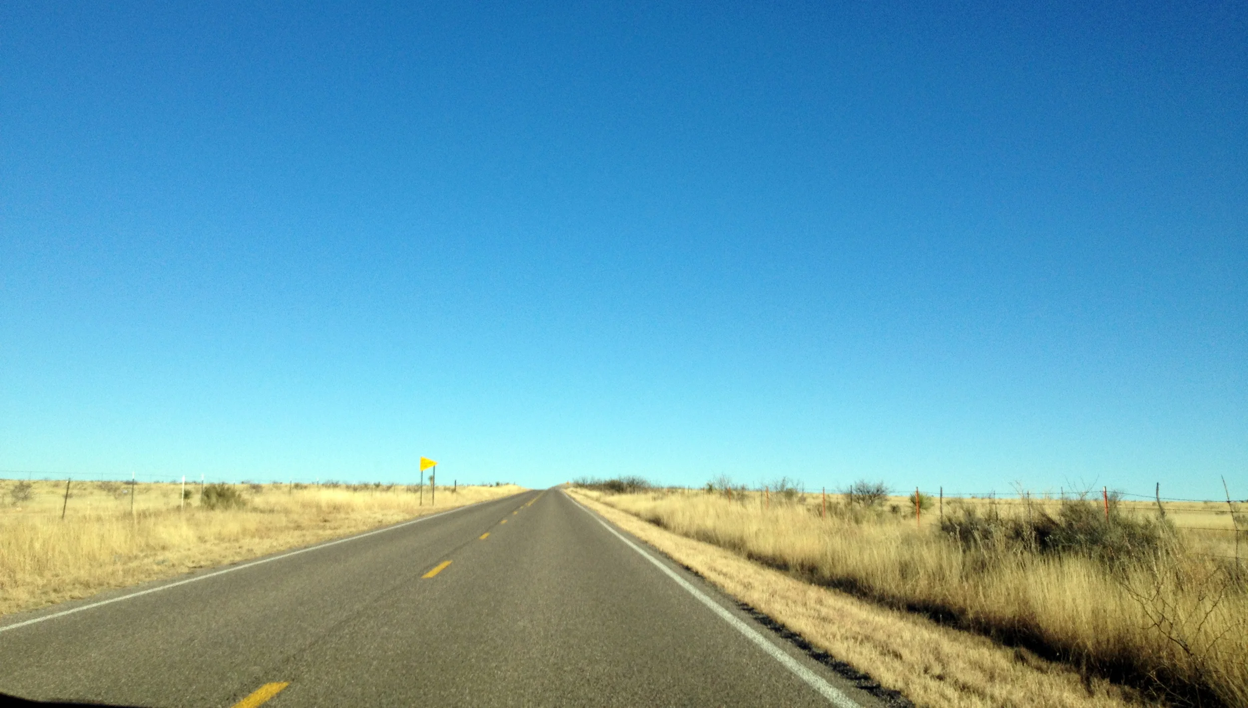 arizroad.jpg