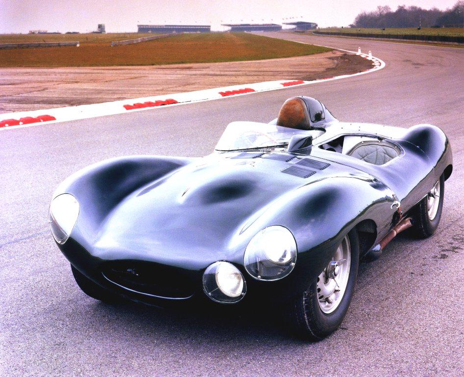 007 Production short-nosed D-type.jpg