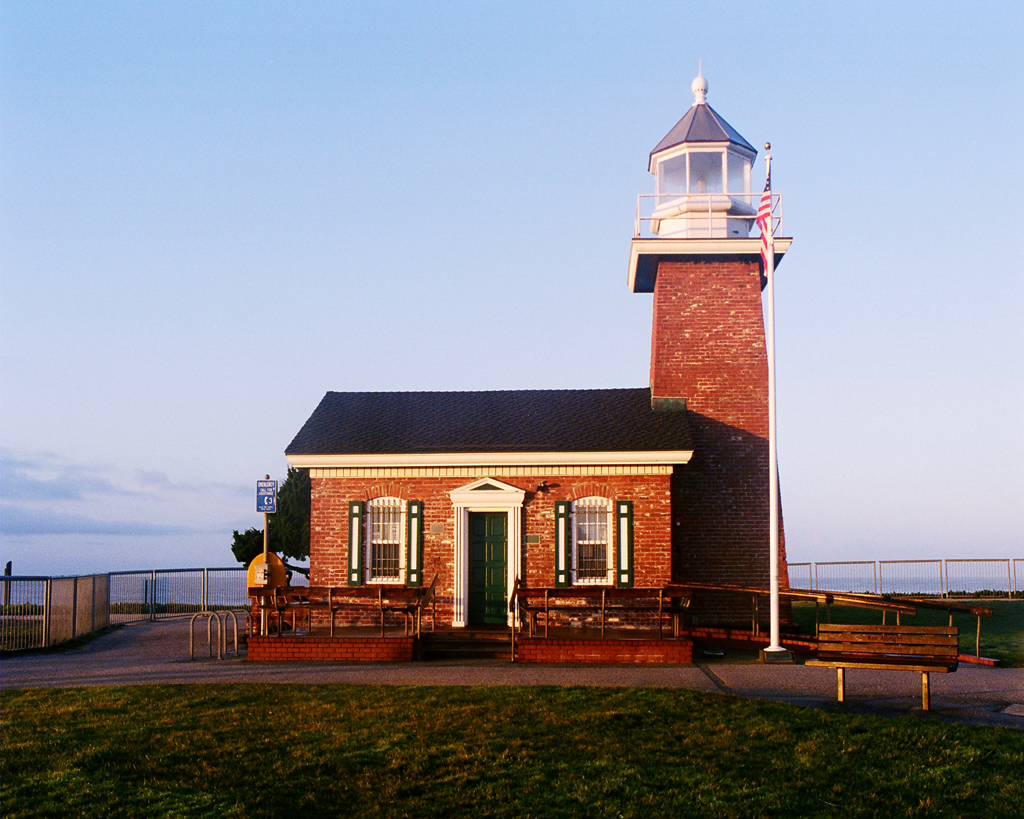 Steamers_Lighthouse.jpg