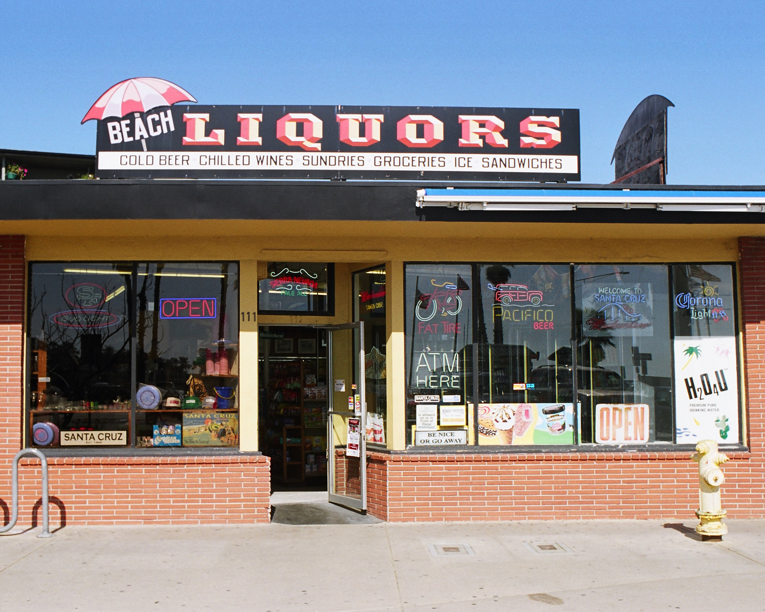 beachliquors.jpg