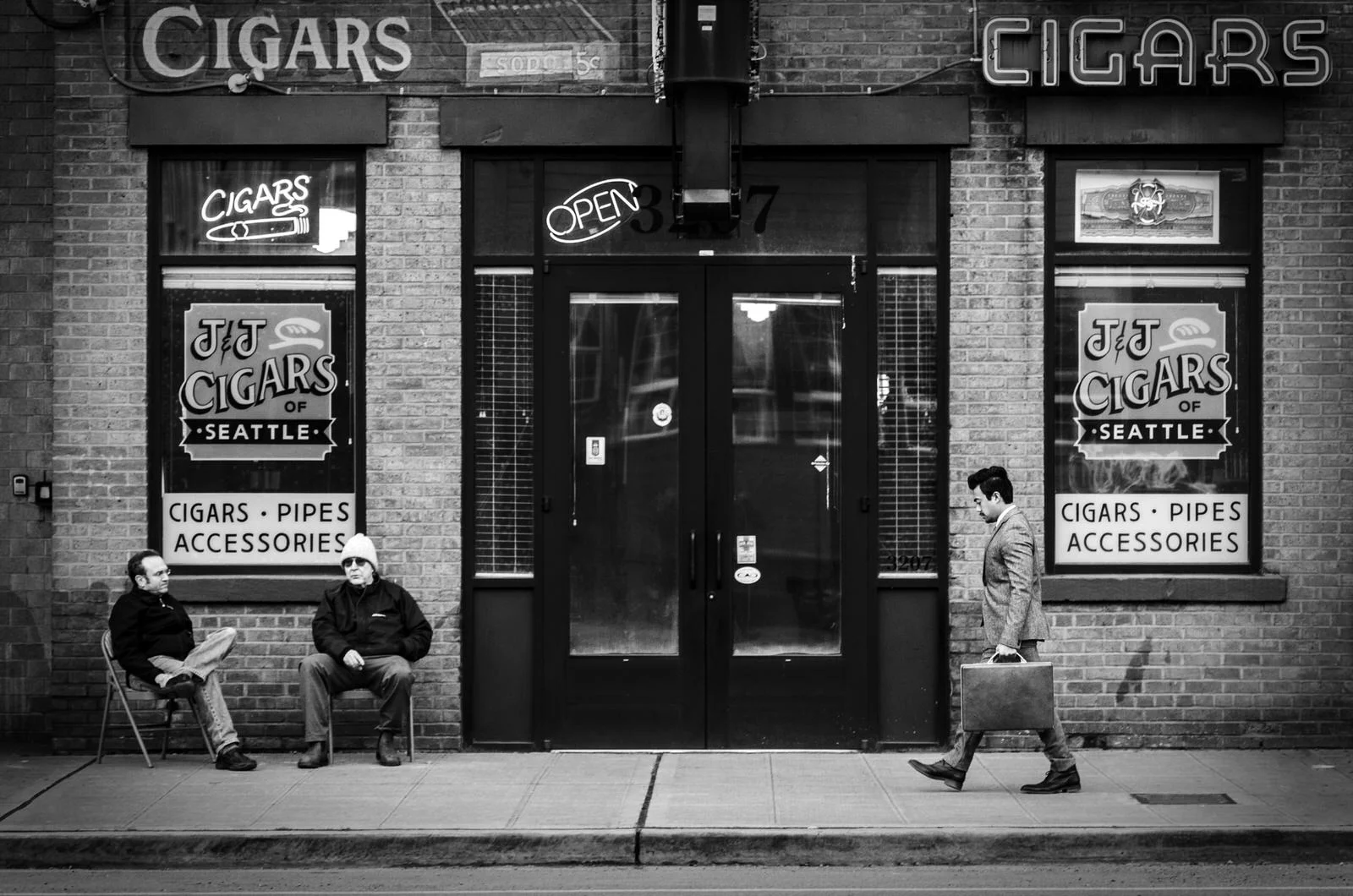 DSC_7750bw.jpg
