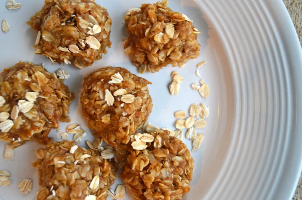 Credits: http://www.mylifewellloved.com/no-bake-cookie-butter-cookies/
