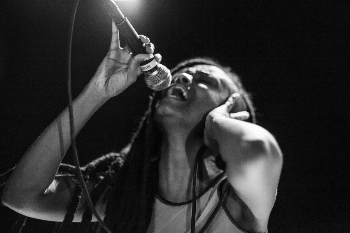 Kelela_MusicHallOfWilliamsburg_10152013_ClaytonCarr-11.jpg