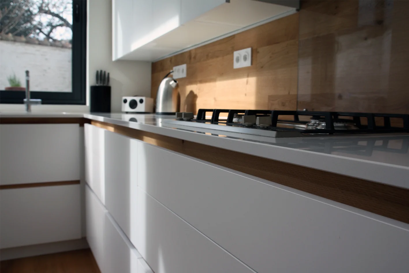 Rue Lavoisier Kitchen C 12 X 8.jpg