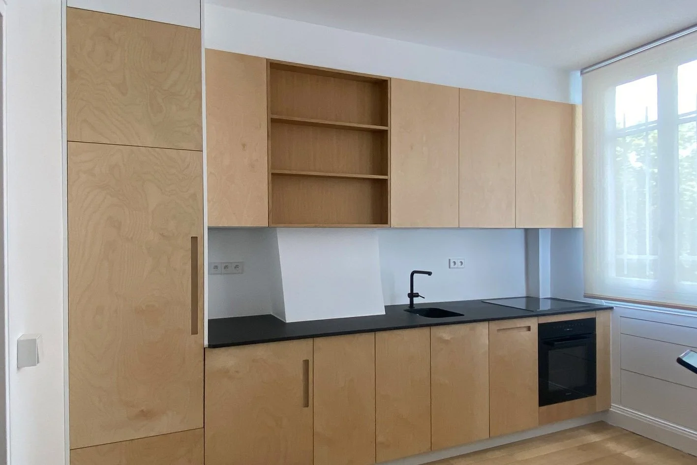 KITCHEN PARIS 12 X 8 B.jpg