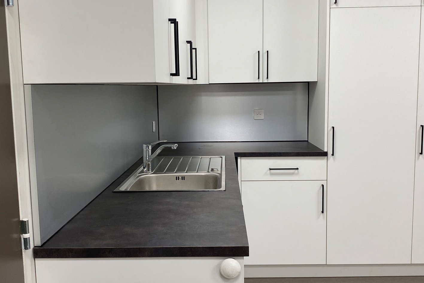 KITCHEN CATHO 12 X 8 C.jpg
