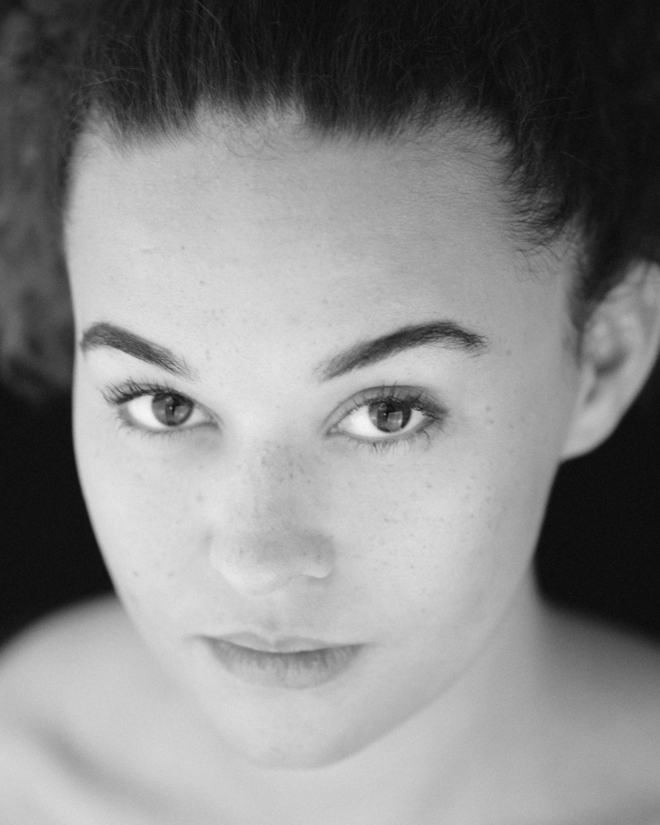 TB004 bw.jpg