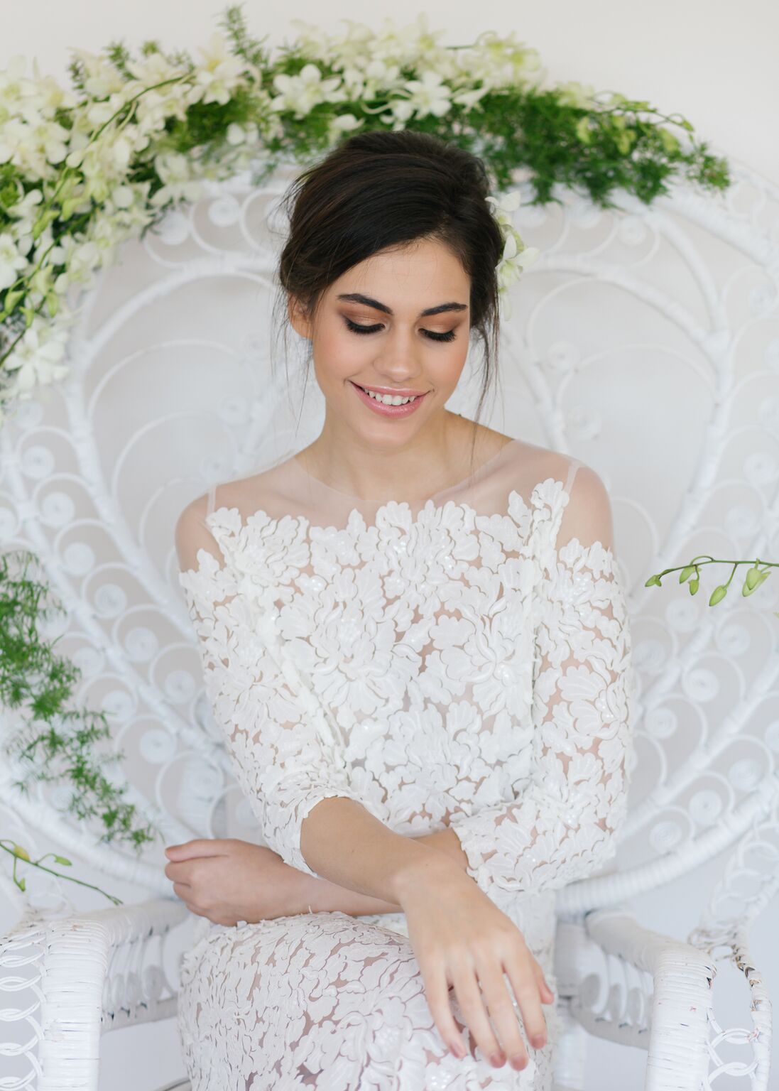 White-wedding-flowers-by-julia-rose-babalou-kingscliff-peacock-chair-lace-.jpg