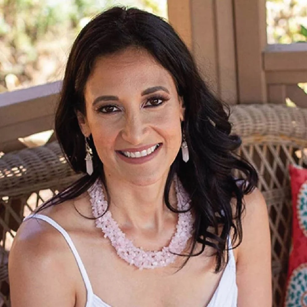 Spotlight Under My Pillow by Jennifer Ballow — What Is That Book About