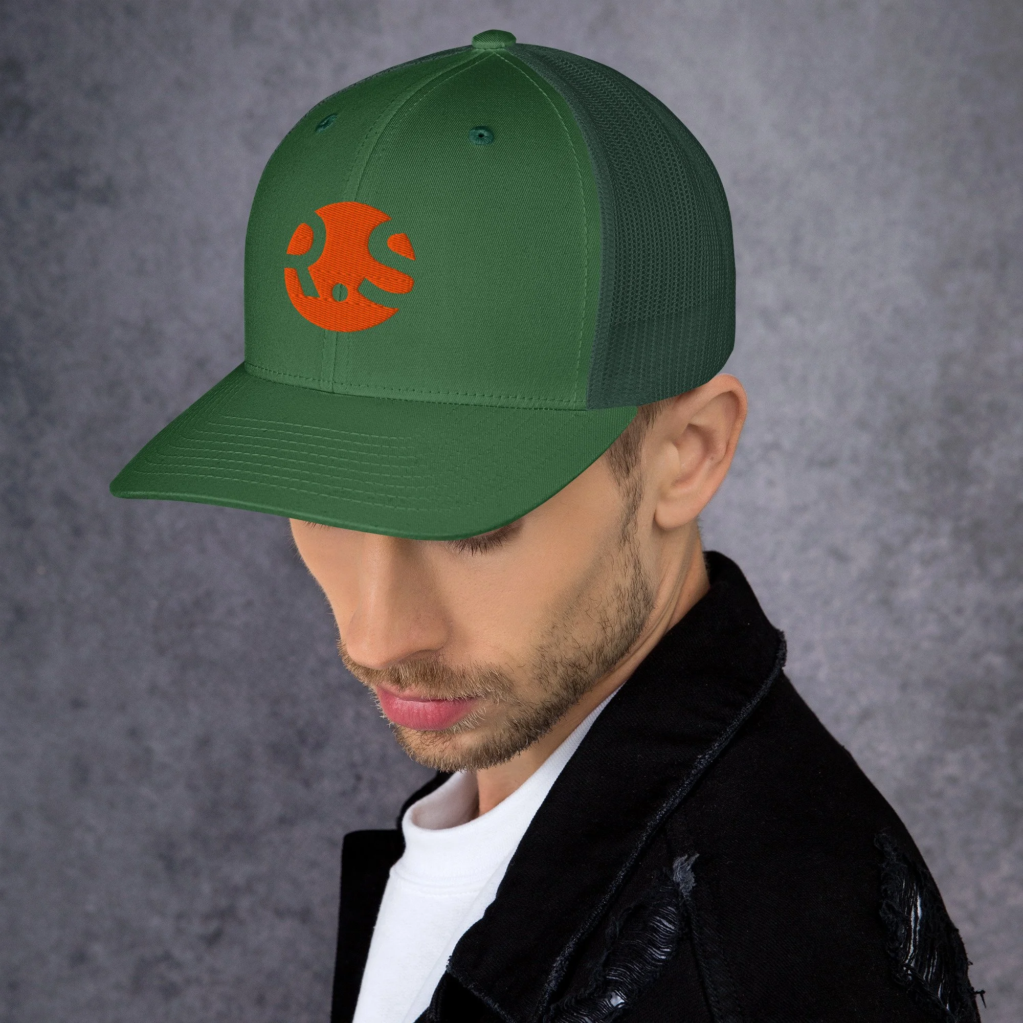 retro-trucker-hat-evergreen-left-69d660d873289.jpg